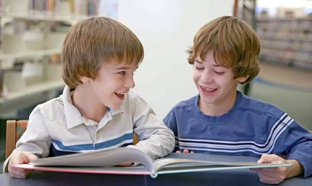 孩子看書的時(shí)候注意力不集中